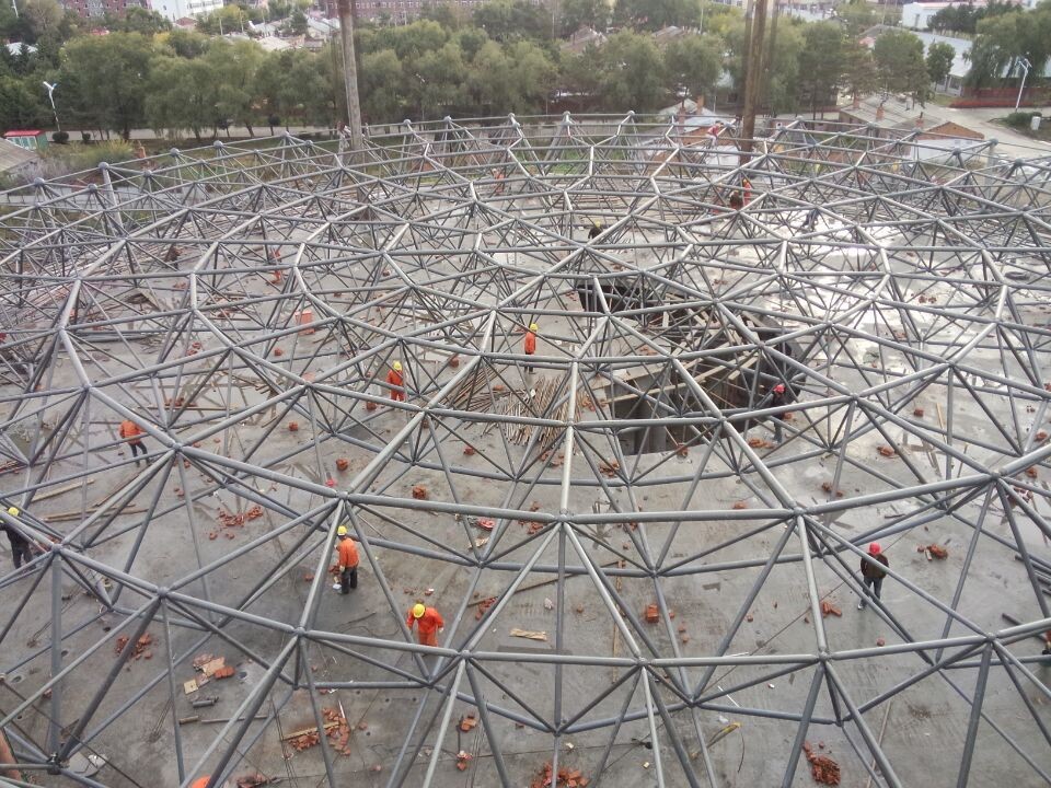 东港全民健身中心网架